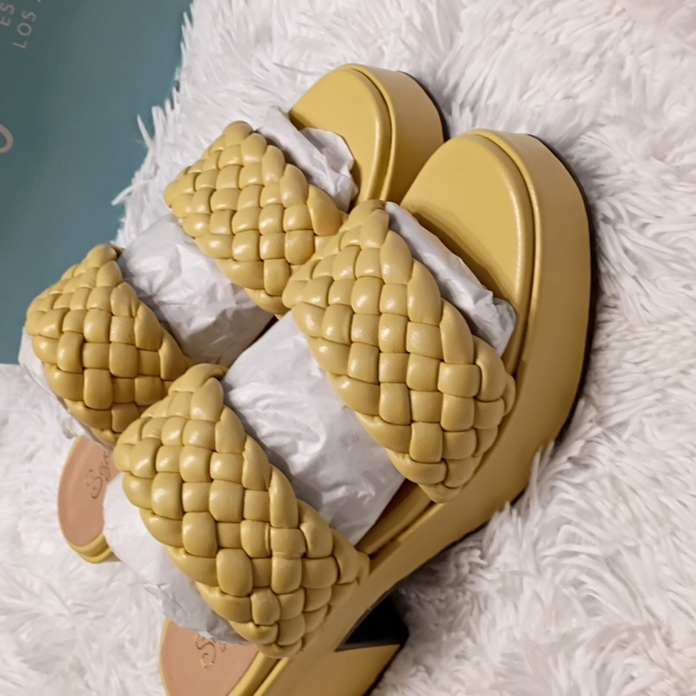 New Seychelles Novelty Women's Leather Butter Yellow Platform Sandals SZ 7.5 - Picture 9 of 15